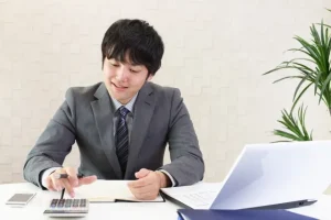 終活ビジネスの重要ポイントまとめ！成長し続ける葬儀産業・断捨離業界